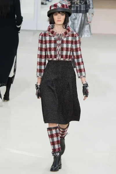 Look 26